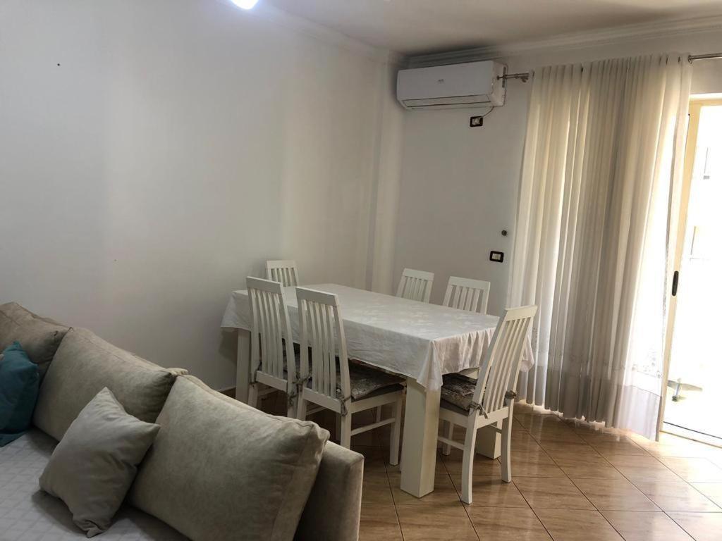 H&G Seaview Apartments ดูร์เรส ภายนอก รูปภาพ