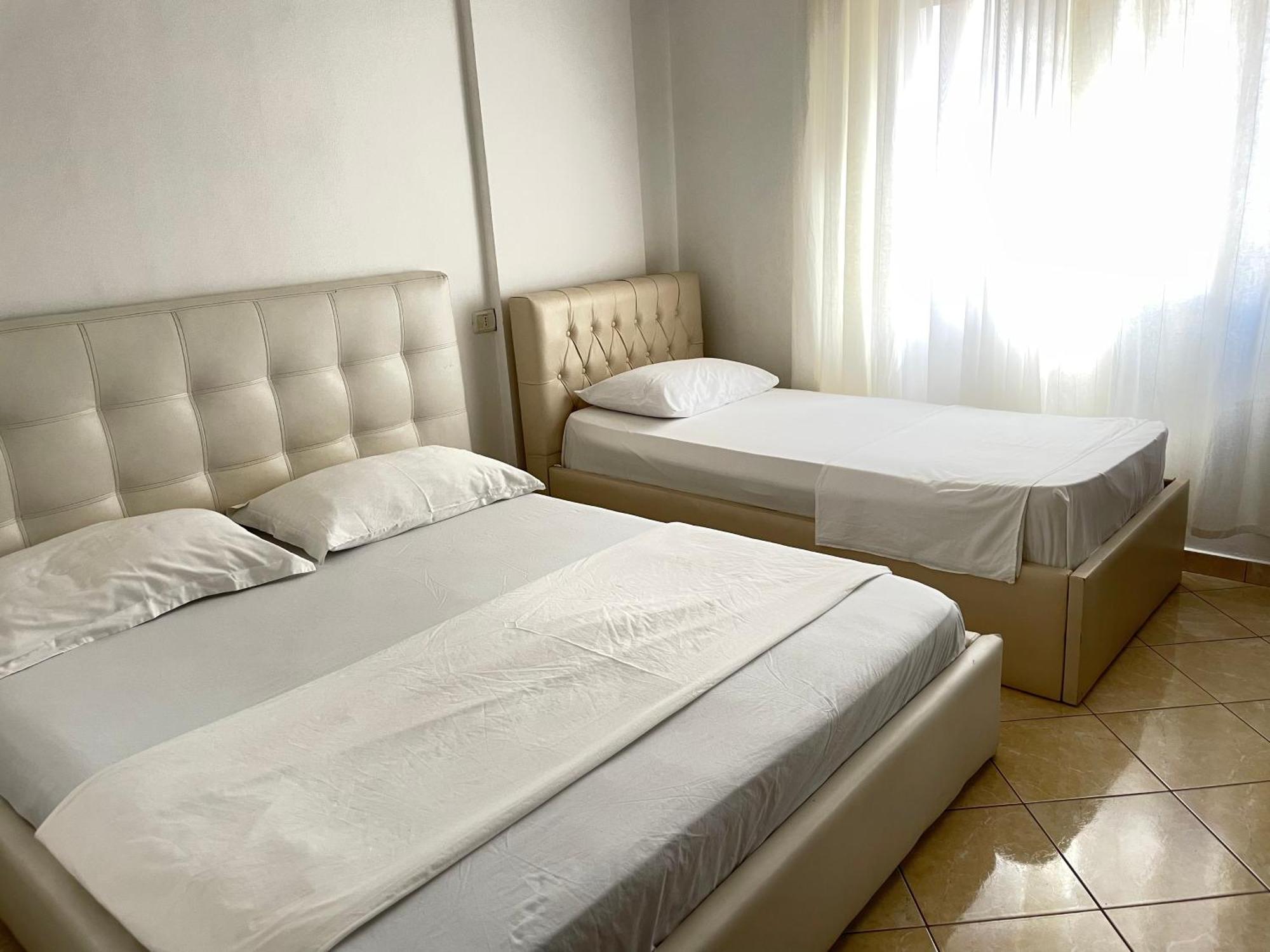H&G Seaview Apartments ดูร์เรส ภายนอก รูปภาพ